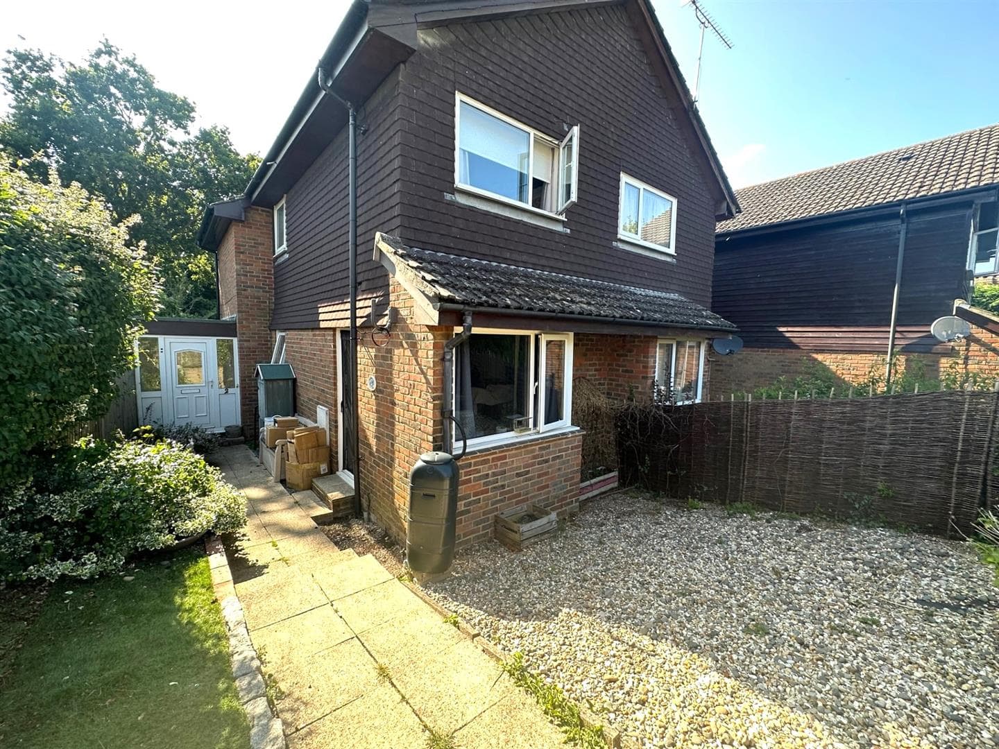 Ballard Close, Marden, Tonbridge, Kent, TN12 9HW