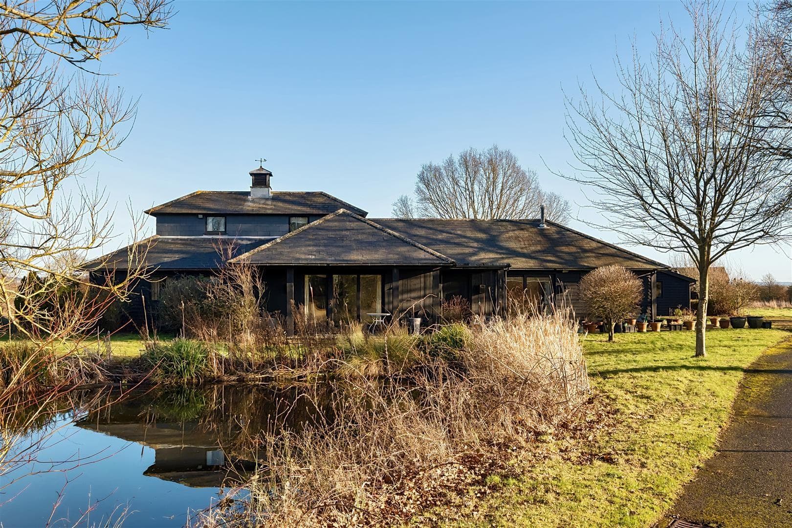 Cradducks Lane, Staplehurst, Tonbridge, Kent, TN12 0DN