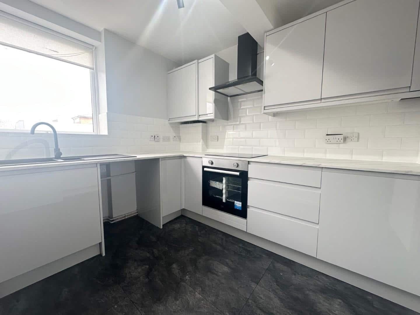 London Road, Larkfield, Aylesford, Kent, ME20 6BE