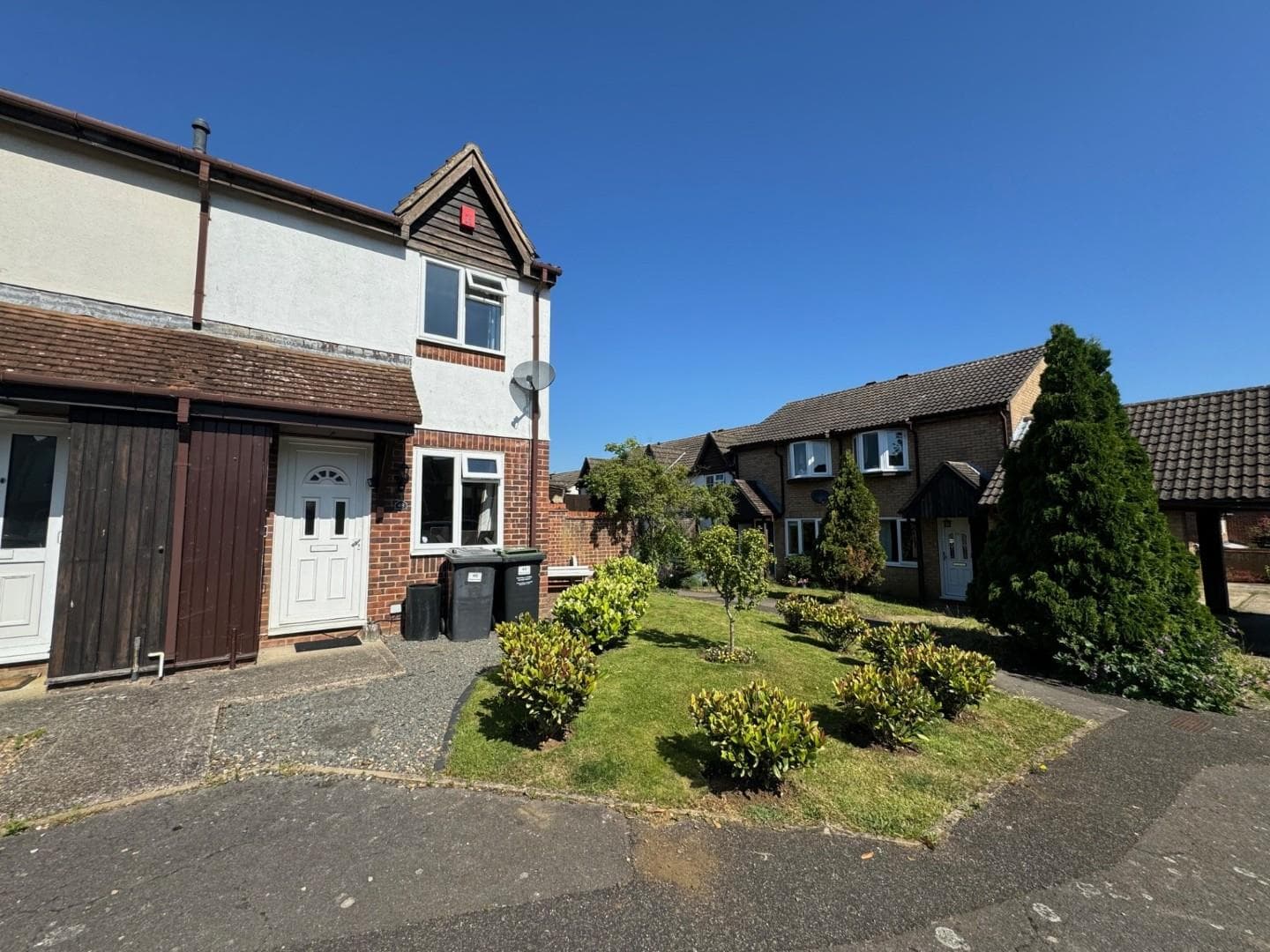Betjeman Close, Larkfield, Aylesford, Kent, ME20 6TQ