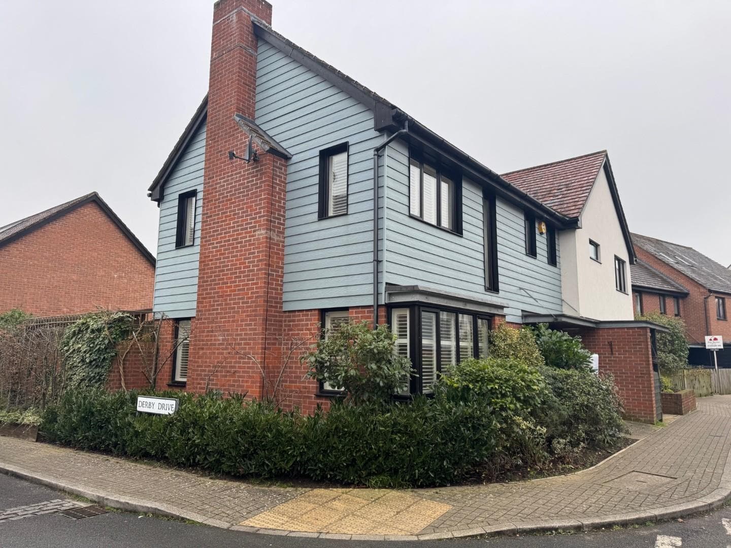 Hawley Drive, Leybourne, West Malling, Kent, ME19 5FL