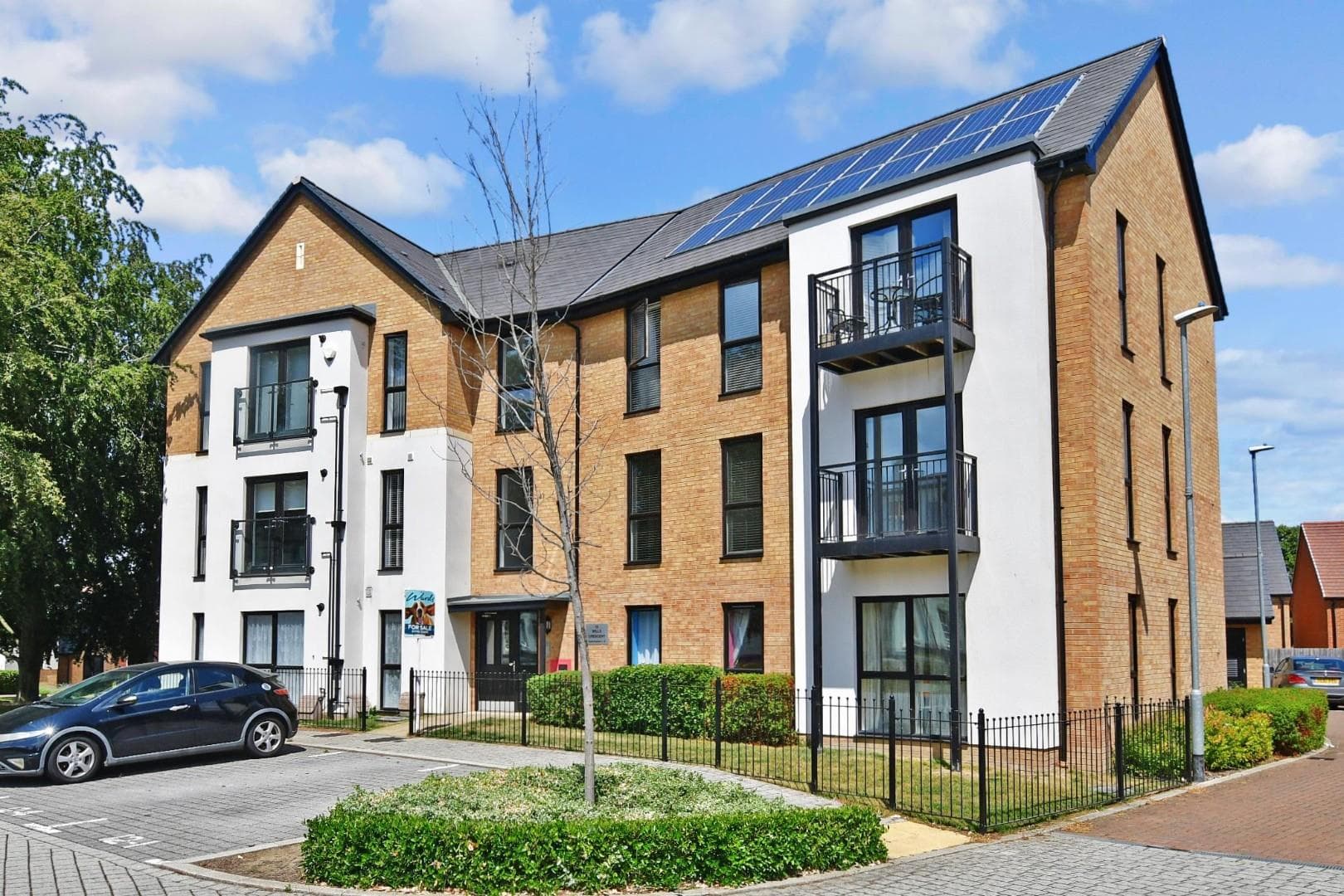 Wills Crescent, Leybourne, West Malling, Kent, ME19 5GJ