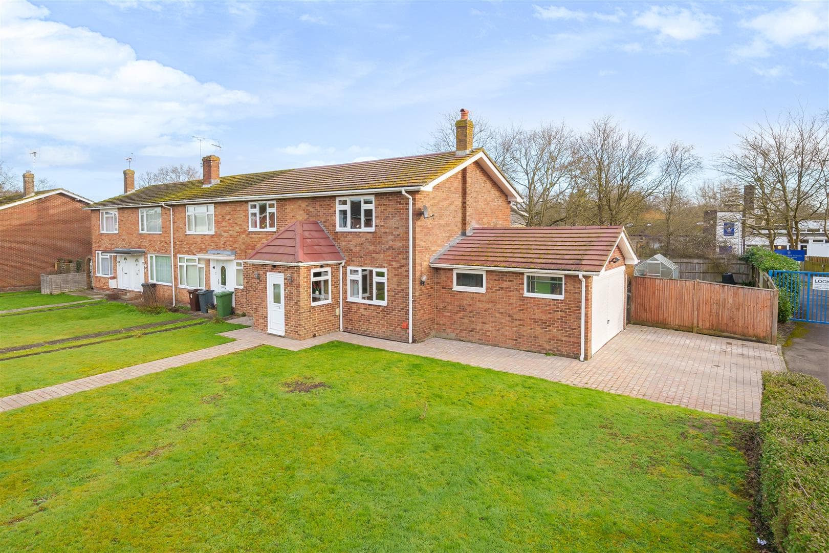 Bower Walk, Staplehurst, Tonbridge, Kent, TN12 0LU