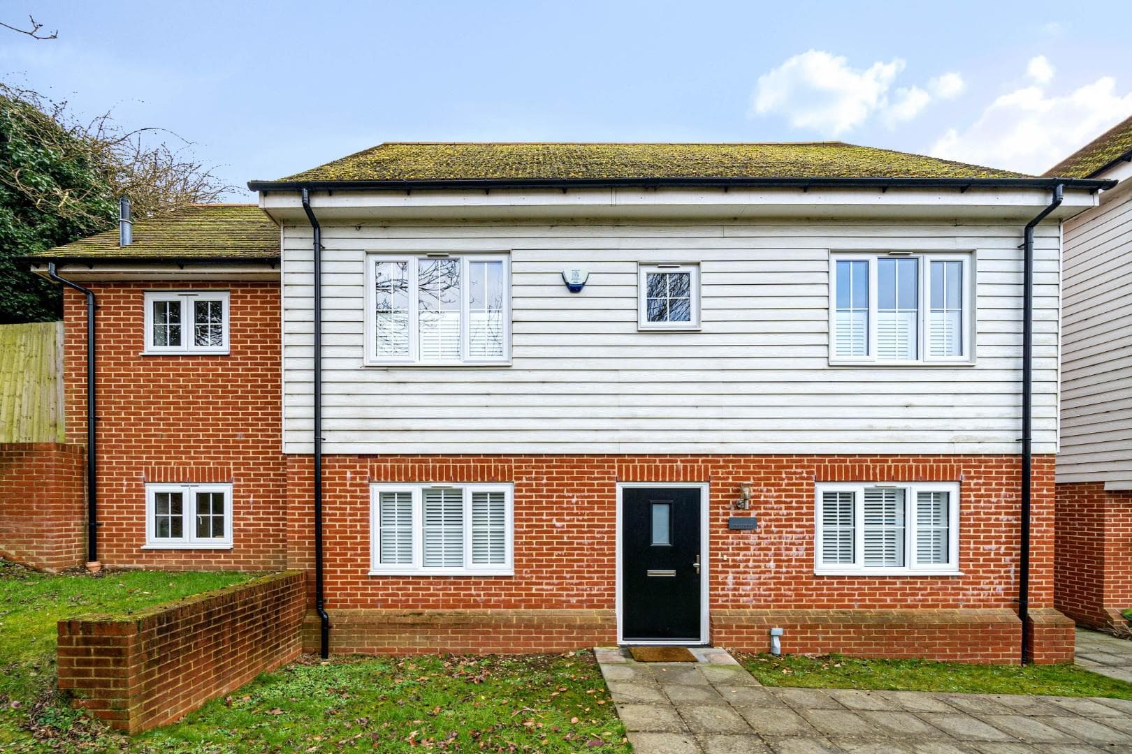 Rochester Road, Cuxton, Rochester, Kent, ME2 1AD
