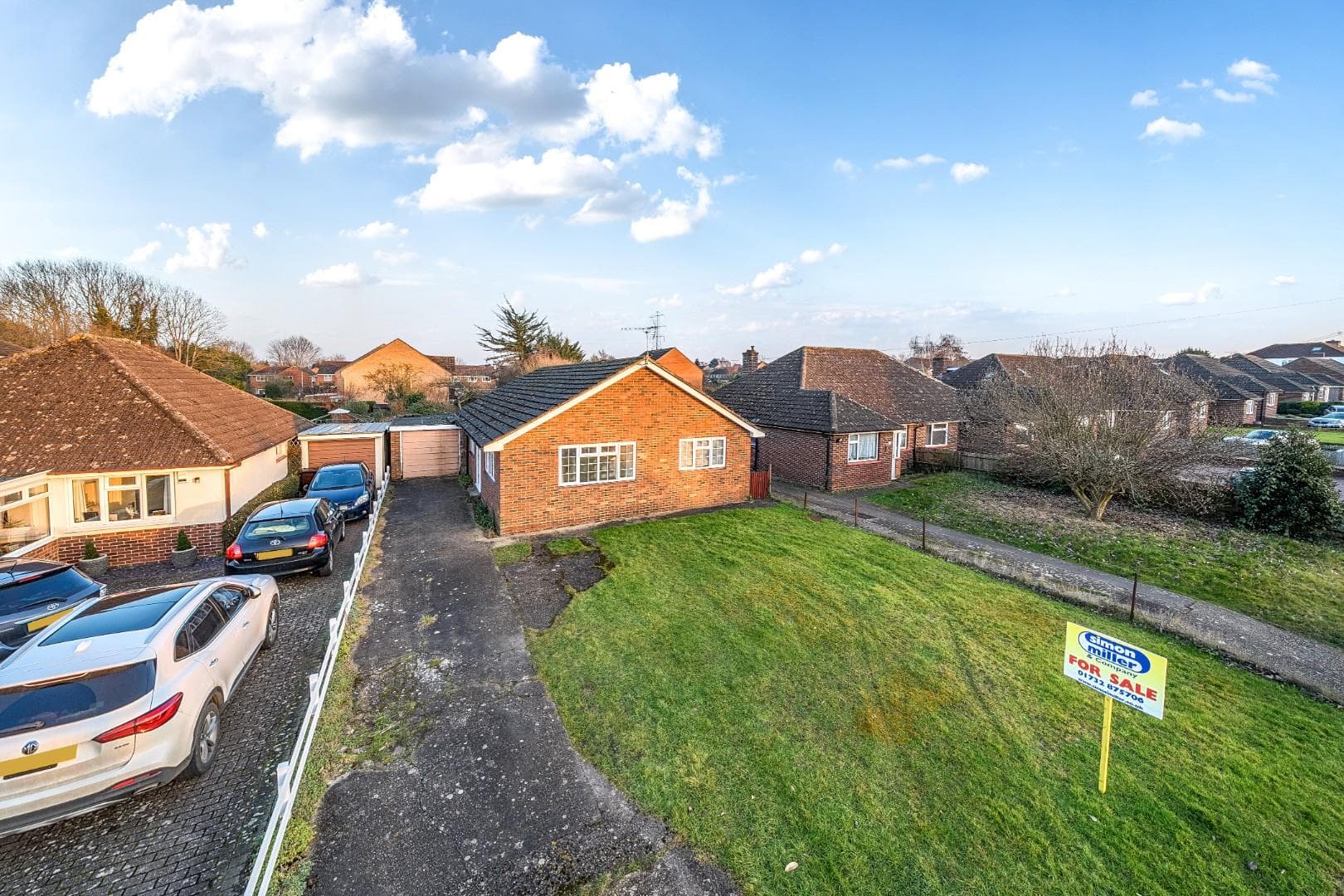Lunsford Lane, Larkfield, Aylesford, Kent, ME20 6HX