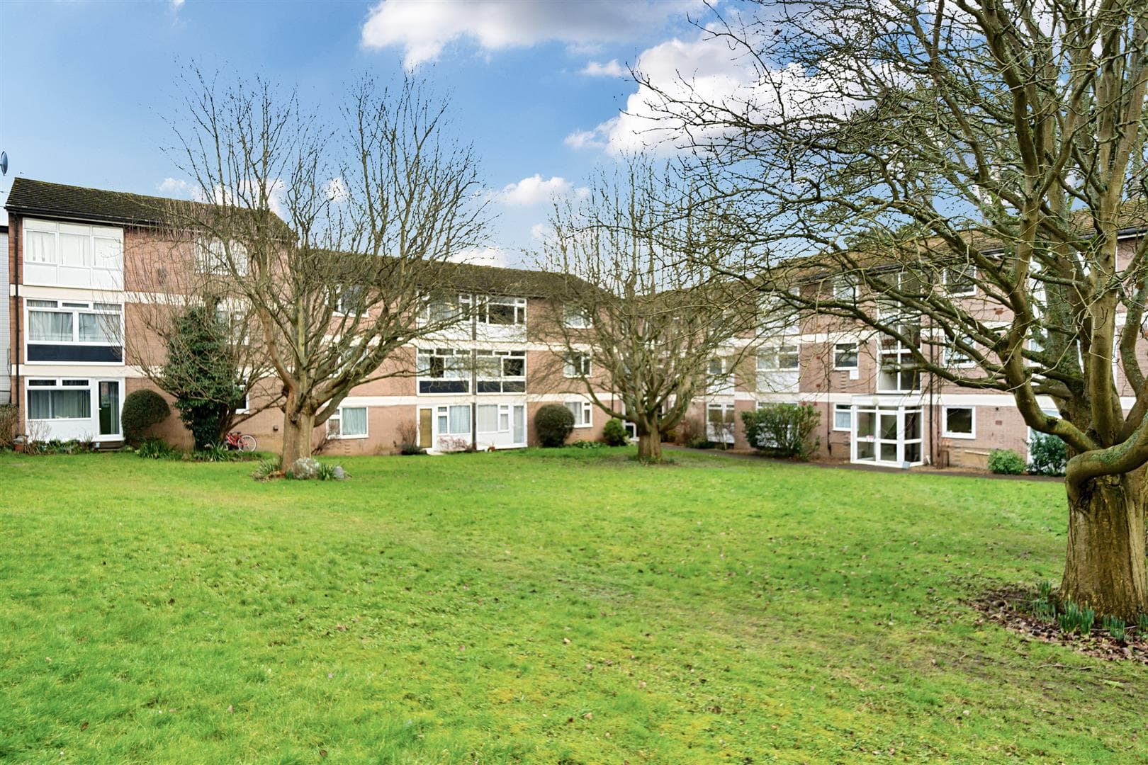 Tonbridge Road, Maidstone, ME16 8TA