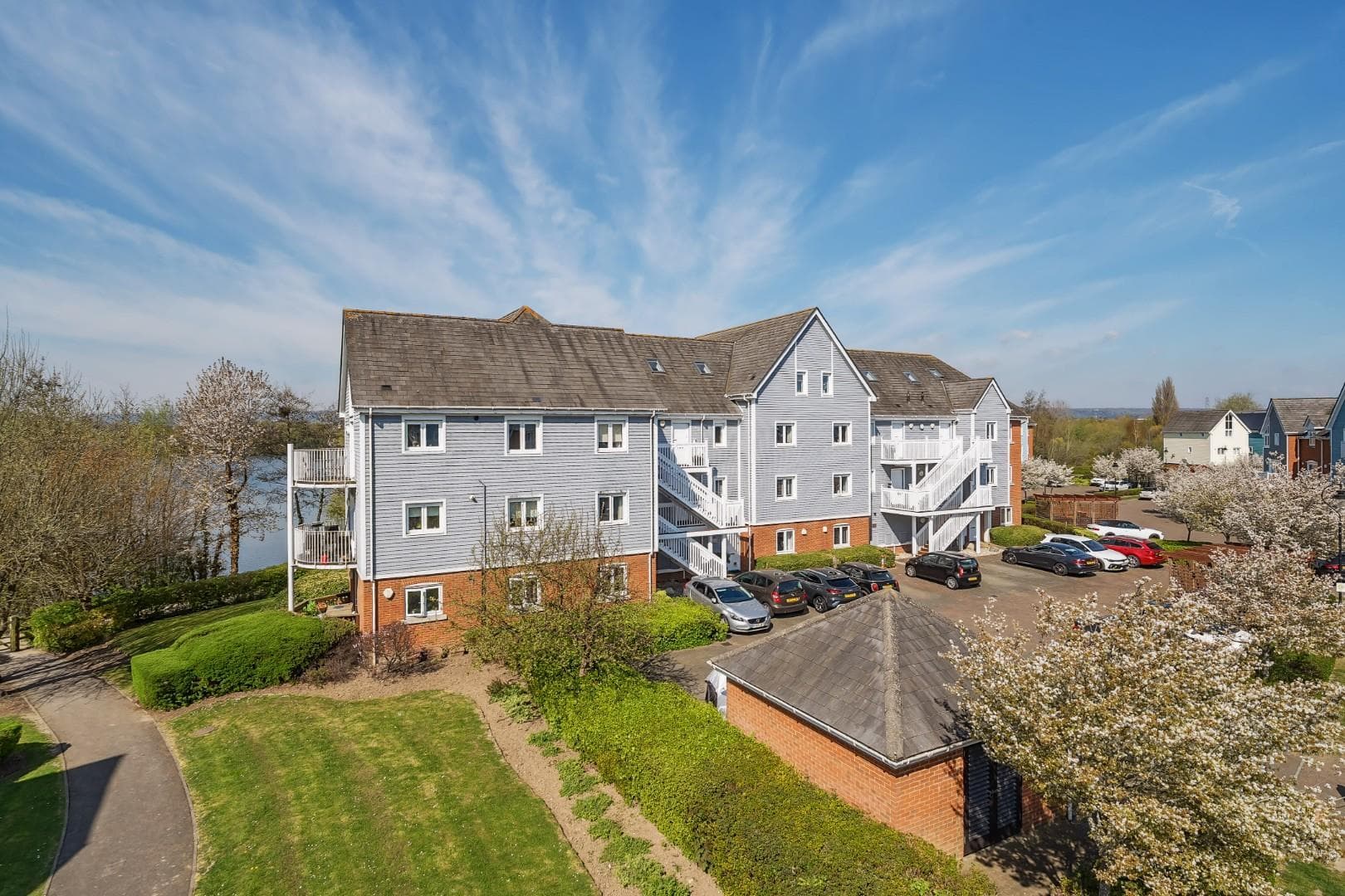 The Lakes, Larkfield, Aylesford, Kent, ME20 6SL