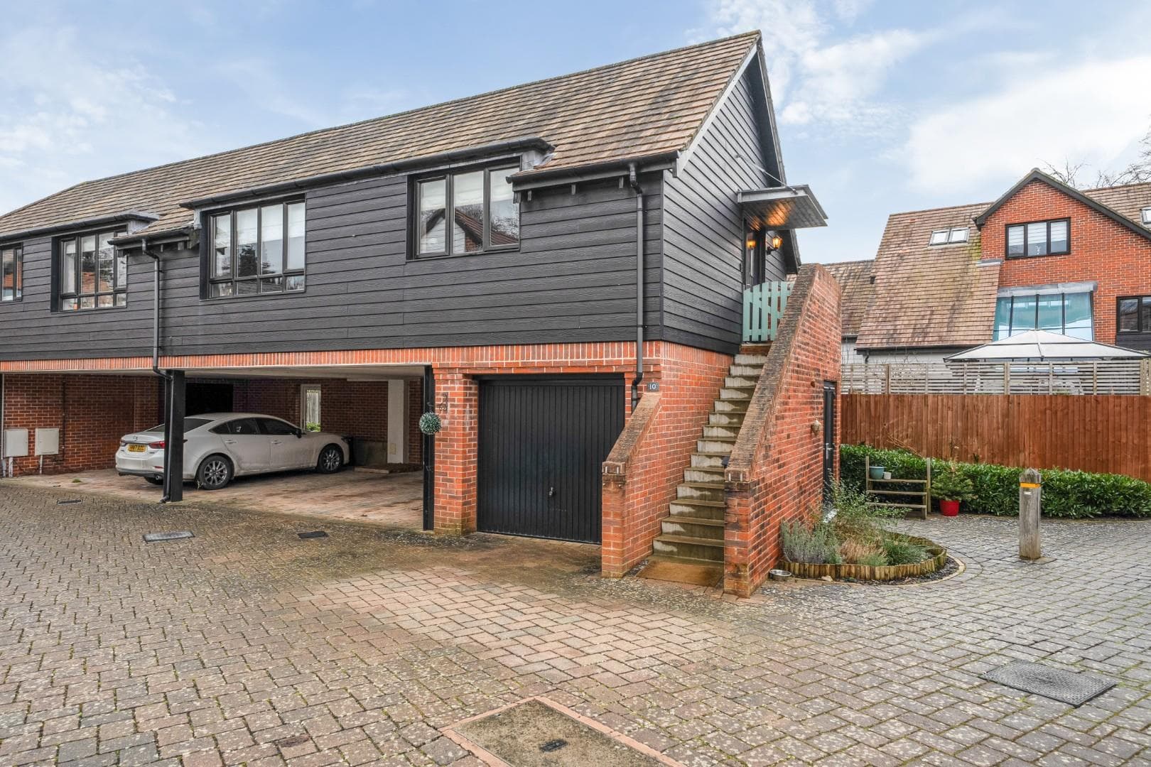 Bluegown Avenue, Leybourne Chase, West Malling, Kent, ME19 5FN