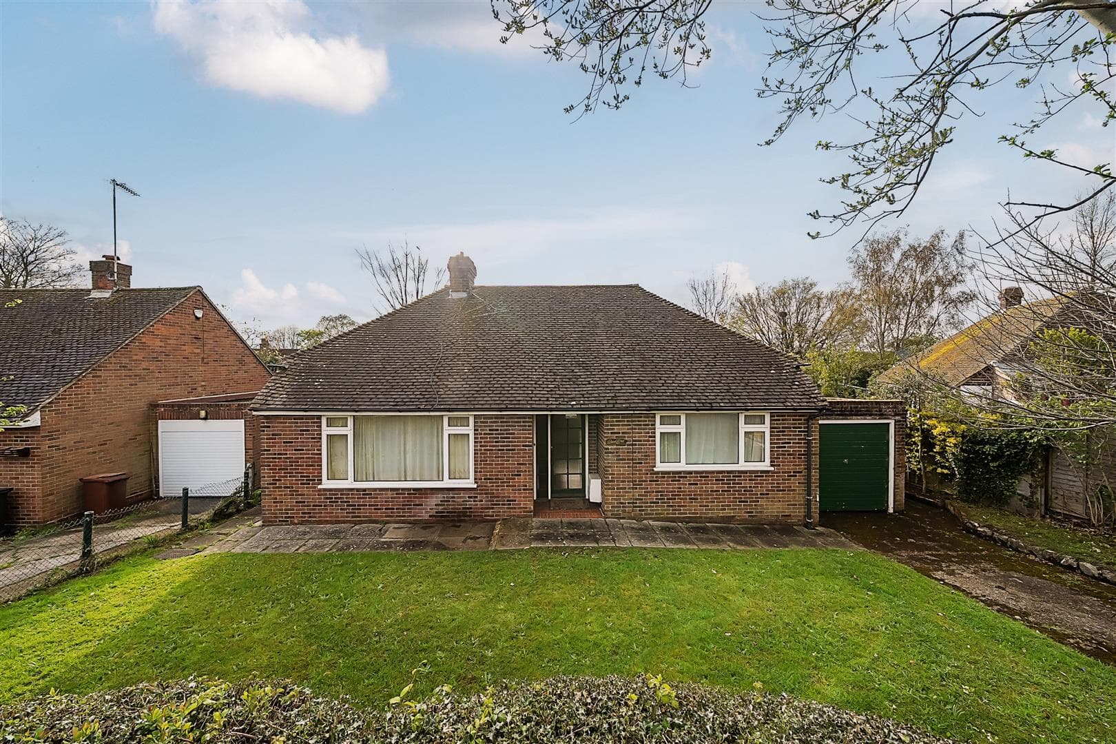 Wealden Avenue, Tenterden, Kent, TN30 6NP
