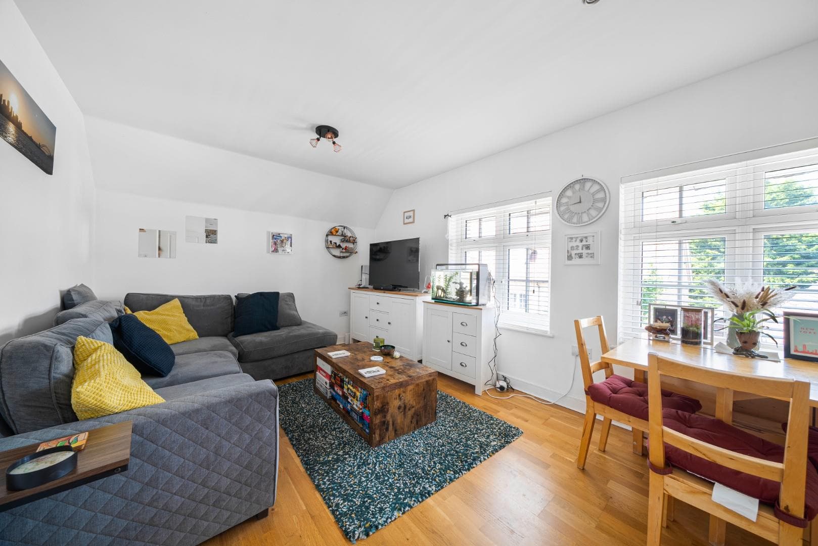Albion Drive, Larkfield, Kent, ME20 6FG