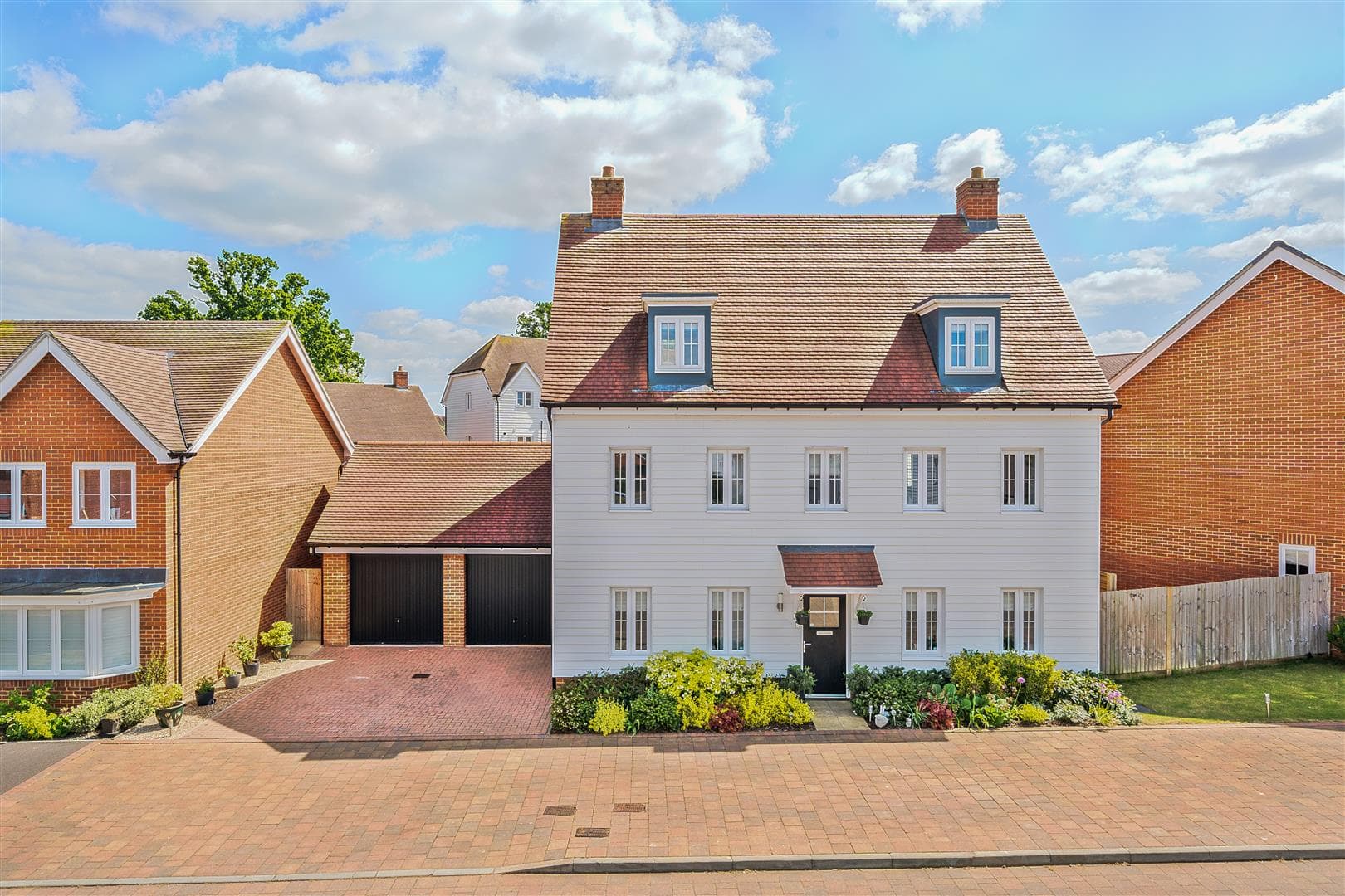 Reeves Road, Headcorn, Ashford, Kent, TN27 9BS