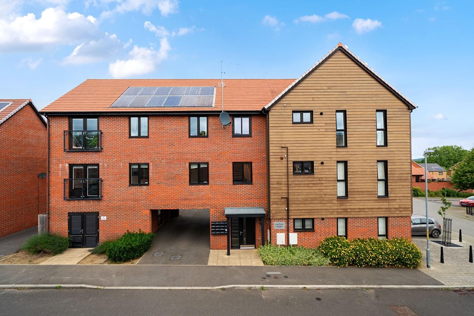 Rowan Street, Leybourne, West Malling, Kent, ME19 5SN