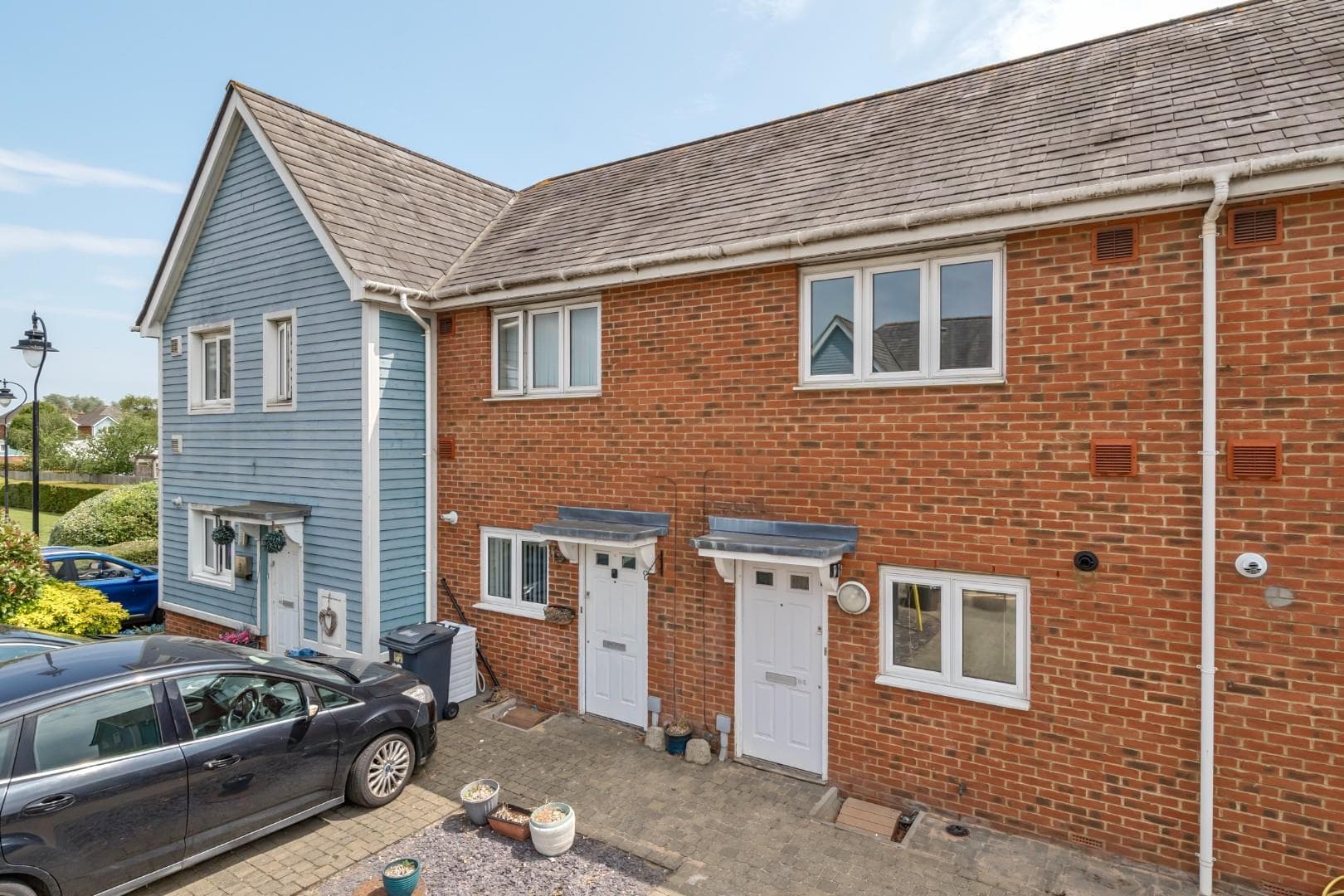 Perch Close, Leybourne Lakes, Larkfield, Kent, ME20 6TN