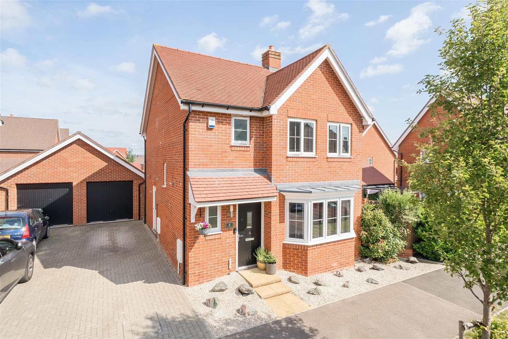 Reeves Road, Headcorn, Ashford, Kent, TN27 9BS