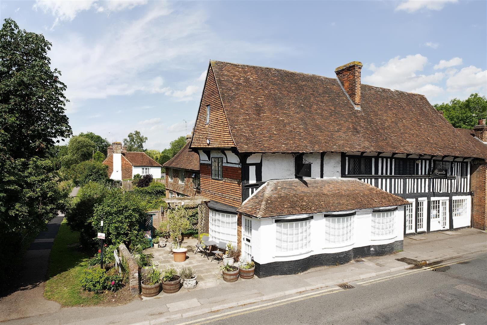North Street, Headcorn, Ashford, Kent, TN27 9NN