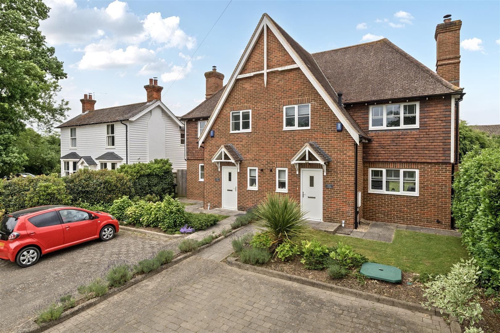 Ulcombe Road, Headcorn, Kent, TN27 9QR