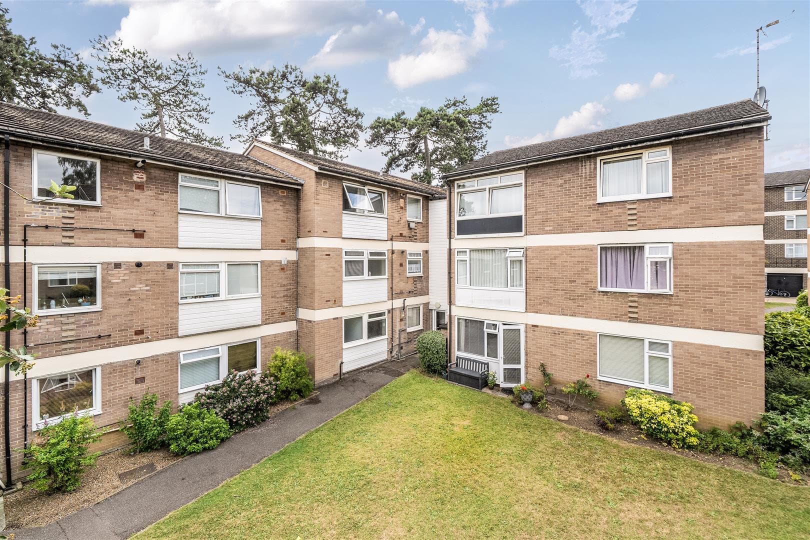 Tonbridge Road, Maidstone, ME16 8TA