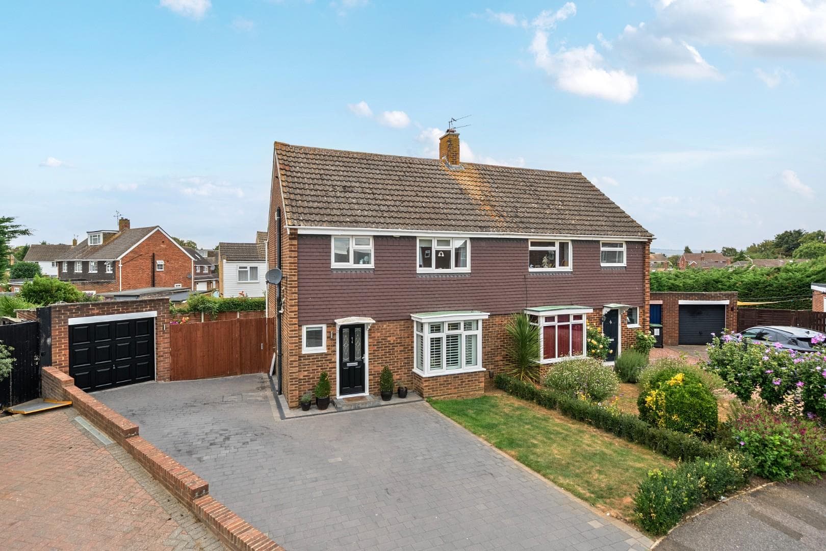 Larch Close, Larkfield, Aylesford, Kent, ME20 6NB