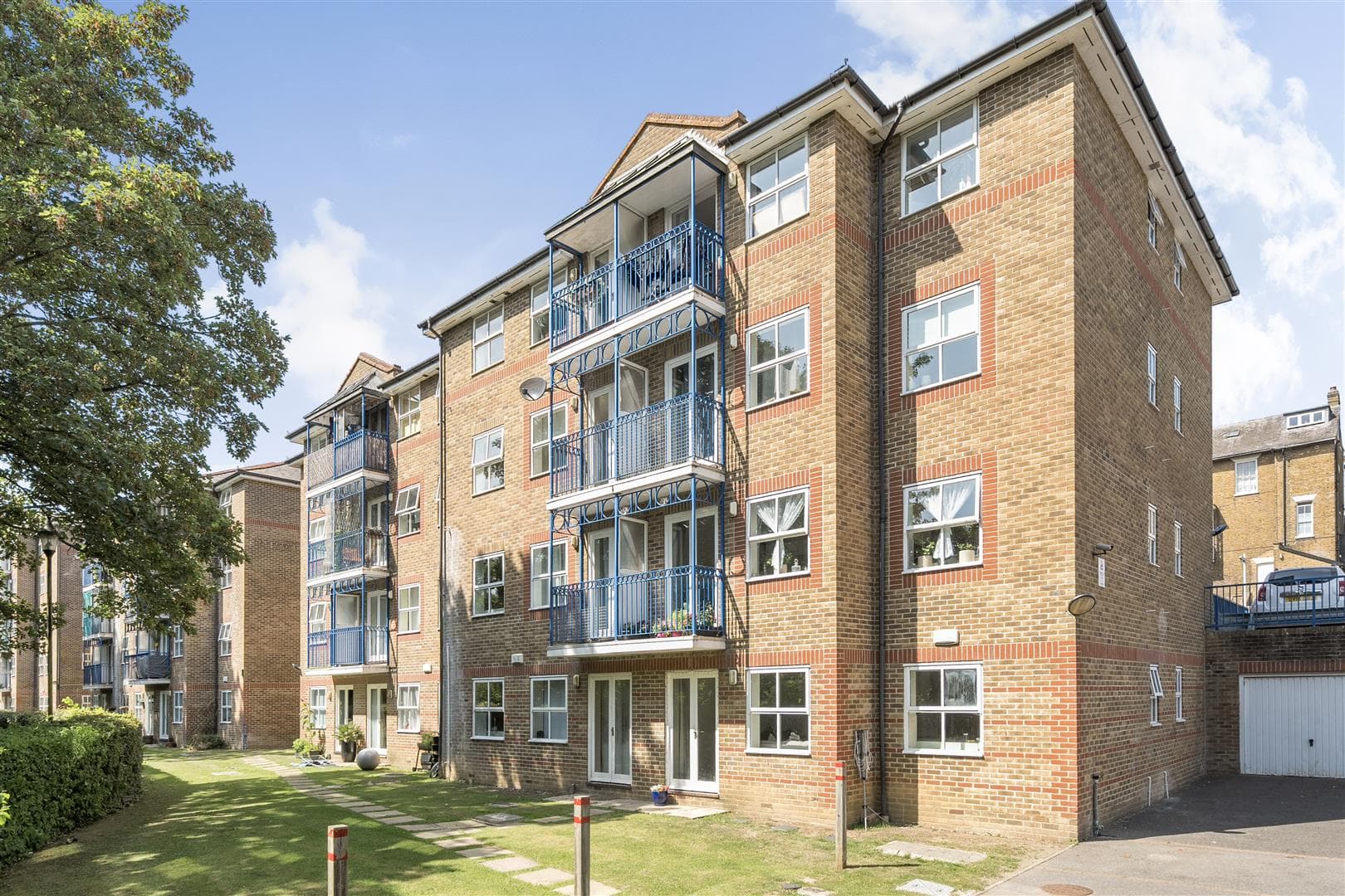 River Bank Close, Maidstone, ME15 7SE