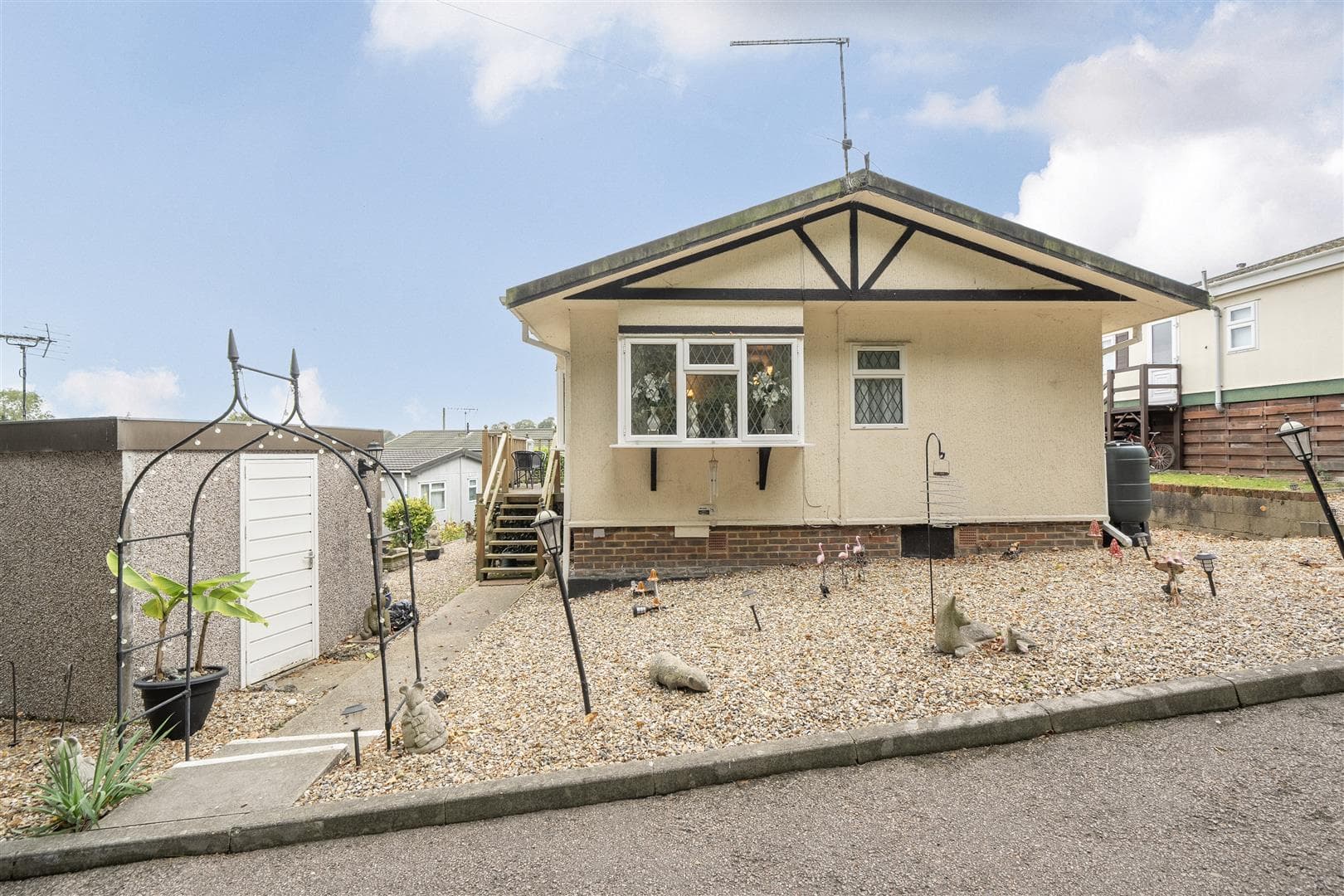 Lower Road, East Farleigh, ME15 0JR