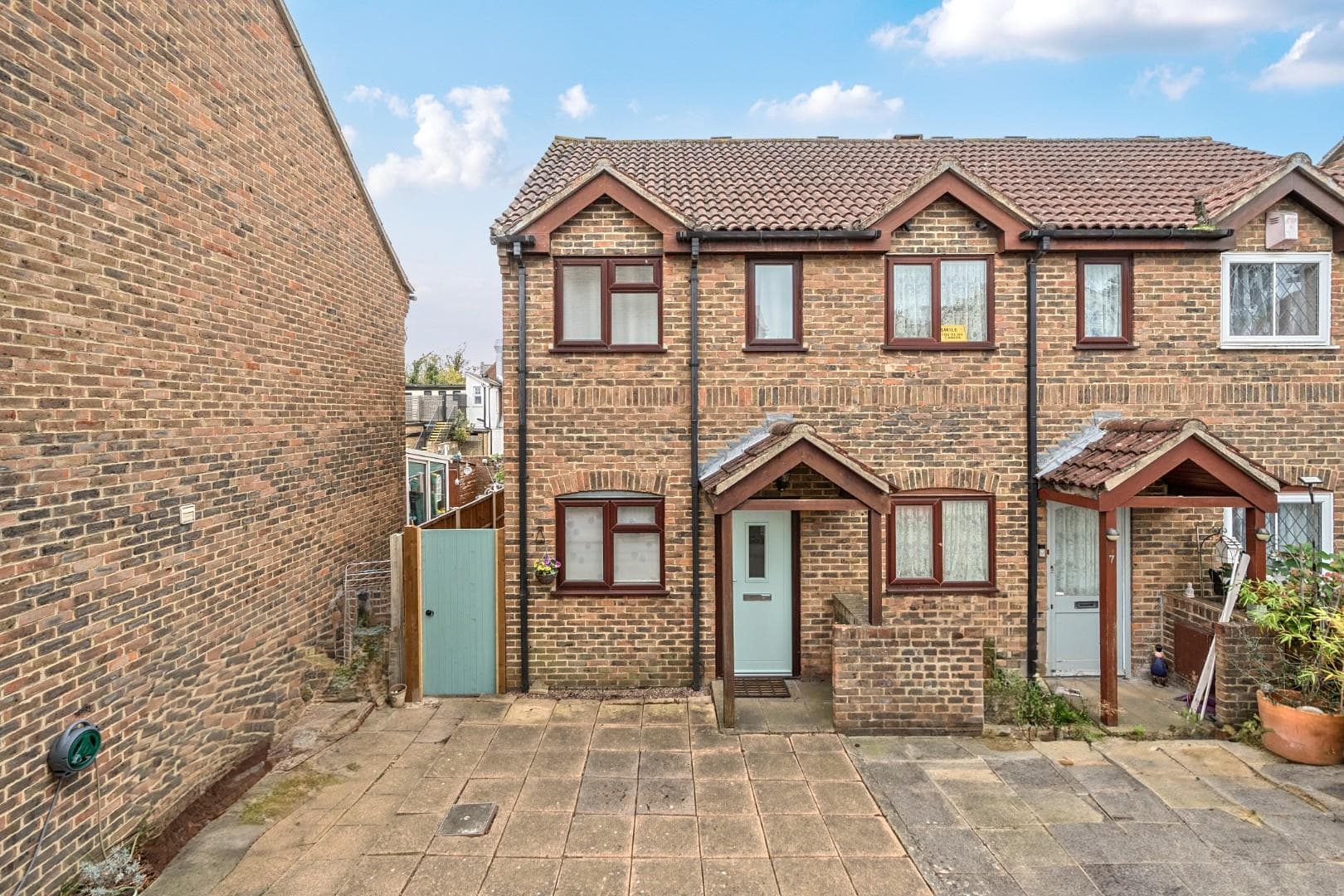 Ostlers Court, Snodland, Kent, ME6 5NF