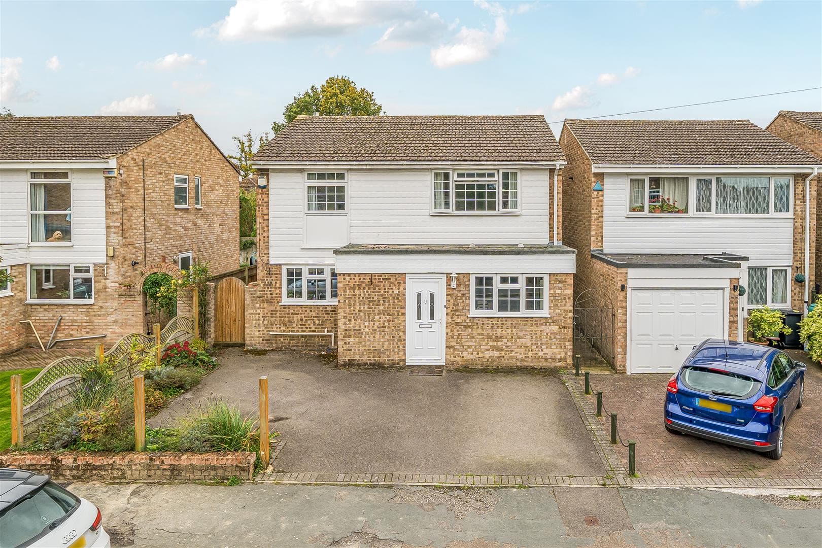 Knaves Acre, Headcorn, Ashford, Kent, TN27 9TJ