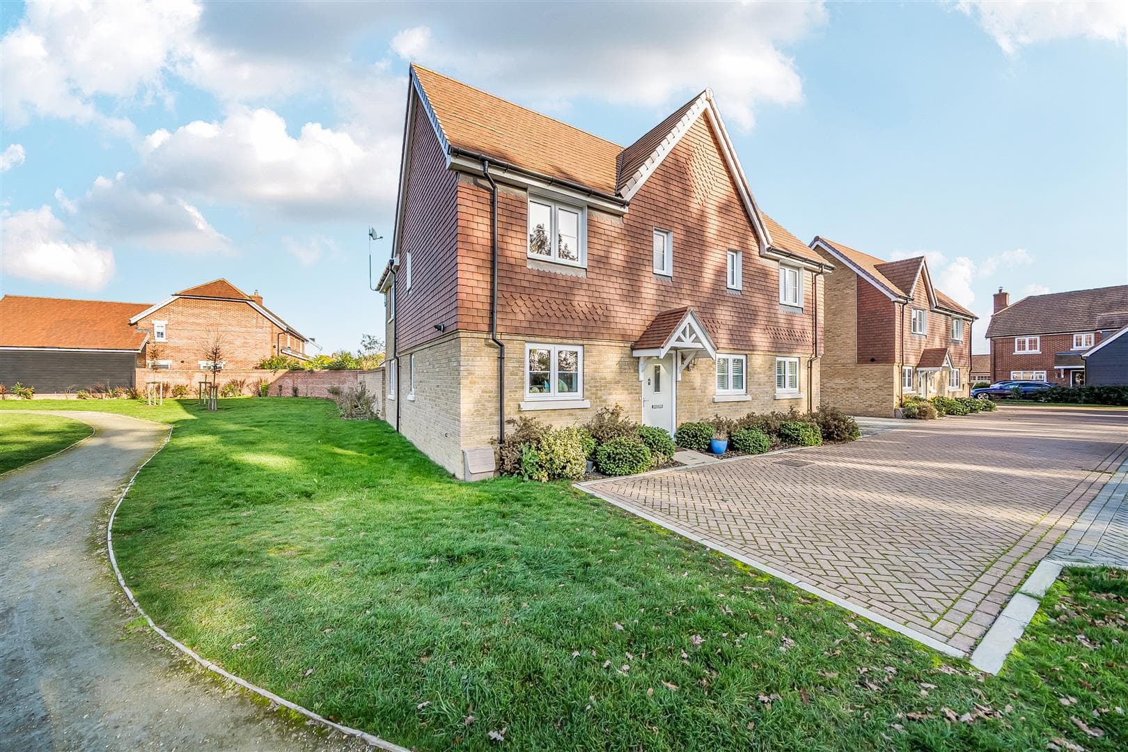 Gain Bridge Drive, Smarden, Kent, TN27 8FP