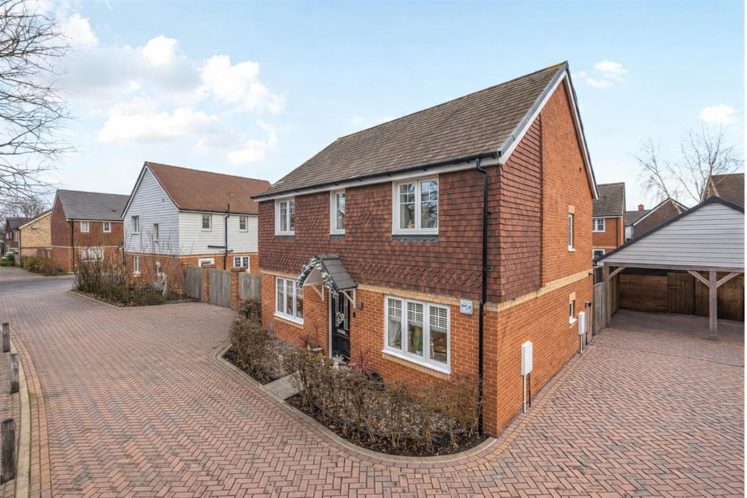 Blenheim Place, Headcorn, Kent, TN27 9GA