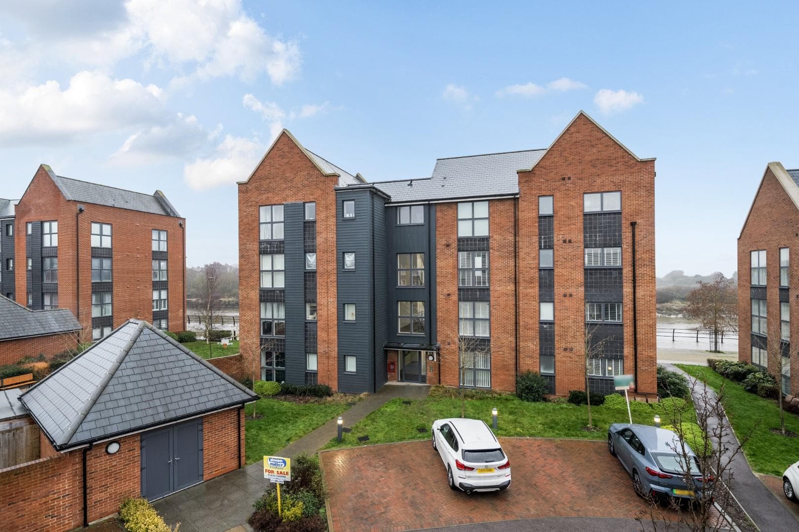 Narwhal Crescent, Wouldham, Rochester, Kent, ME1 3GL