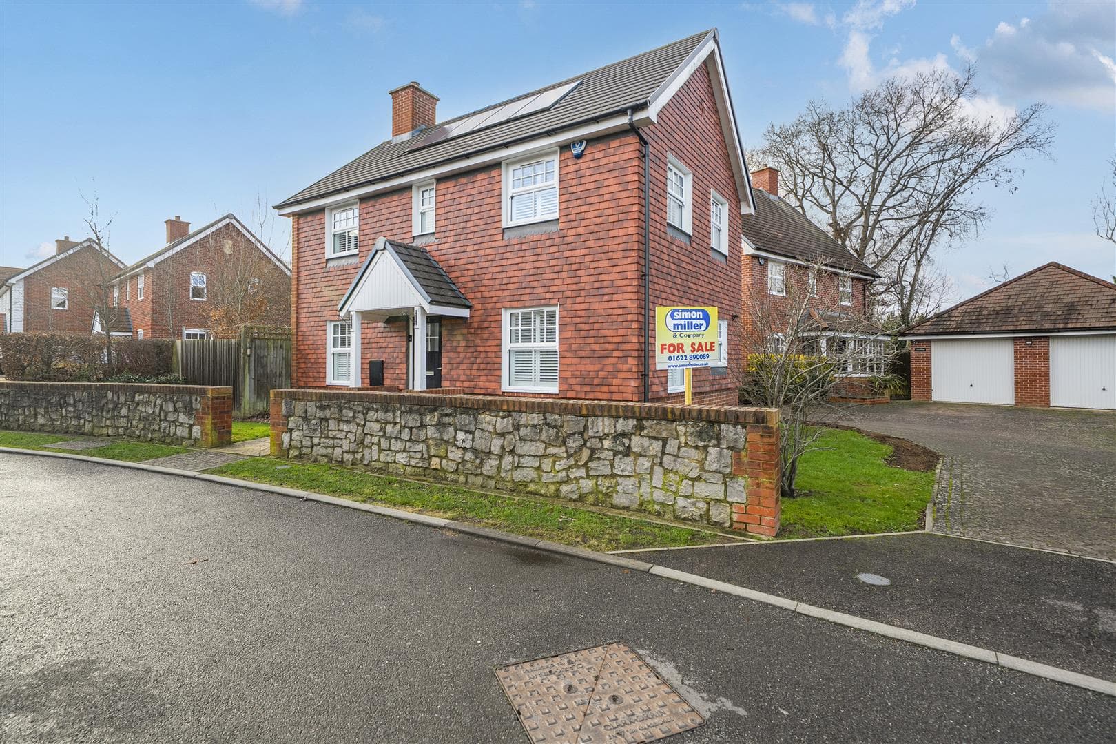 The Bartons, Staplehurst, Tonbridge, TN12 0EF