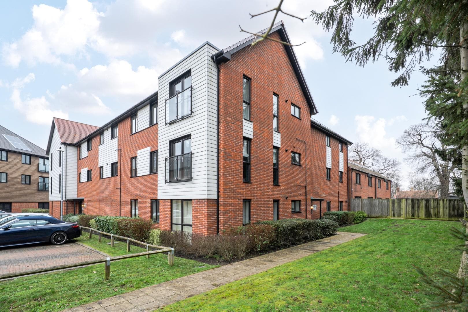 8 Charlotte Way, Leybourne, West Malling, Kent, ME19 5FA