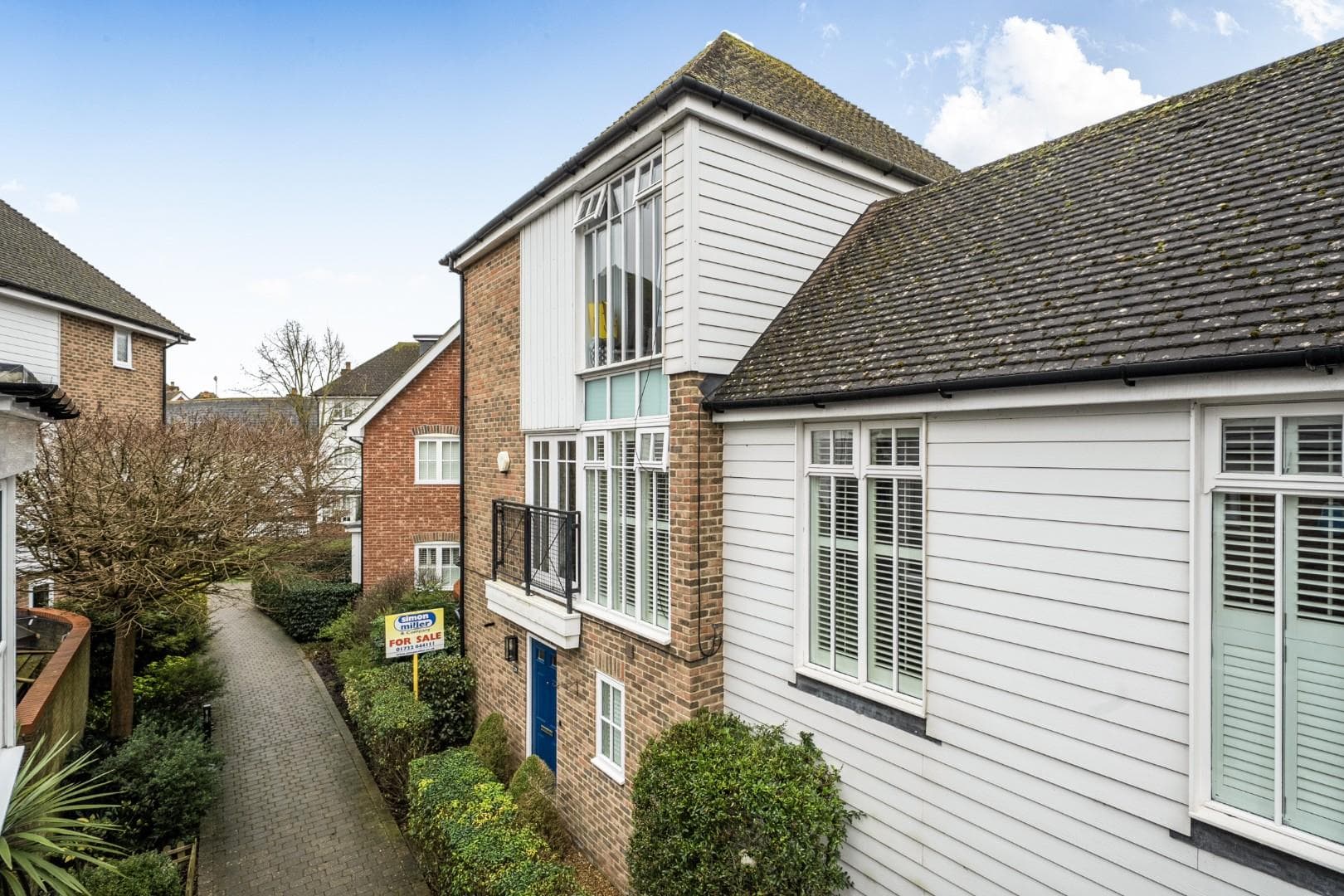 Ames Way, Kings Hill, West Malling, Kent, ME19 4HT