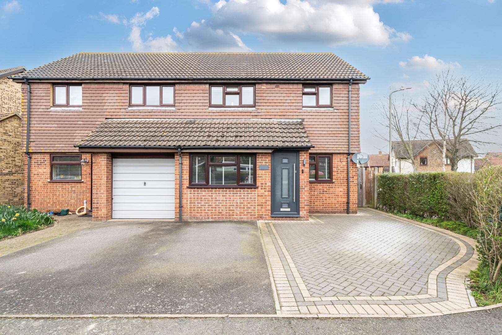 Springett Close, Eccles, Aylesford, Kent, ME20 7SN