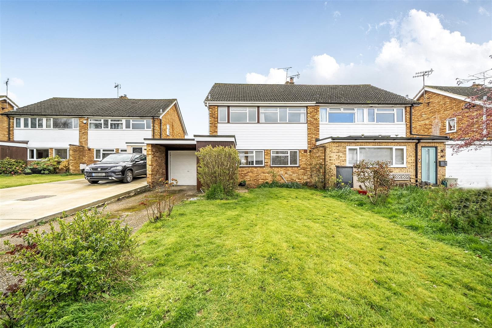 Brooklands, Headcorn, Kent, TN27 9QS