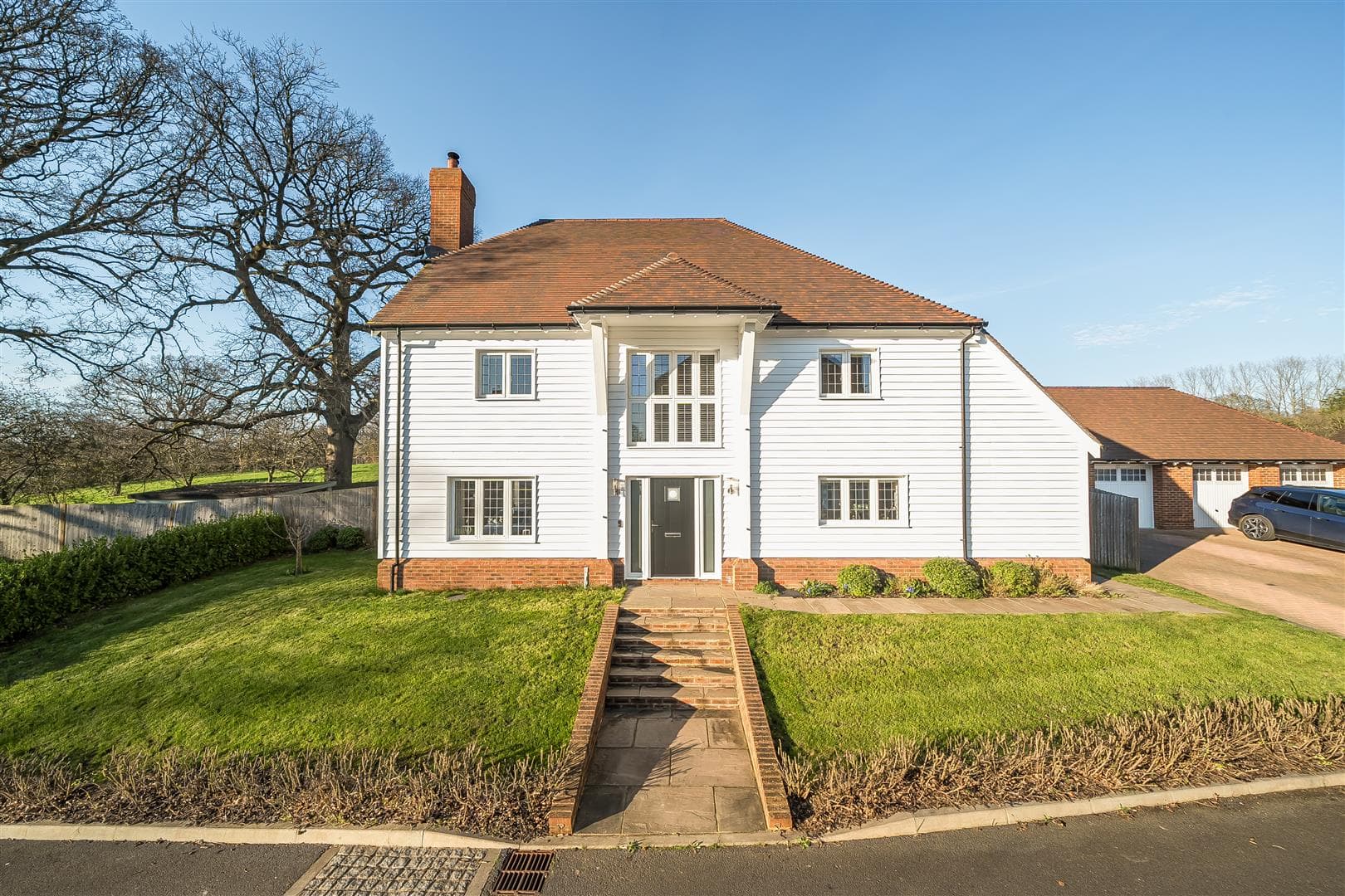 St. Margarets Place, Bethersden, Ashford, TN26 3EB