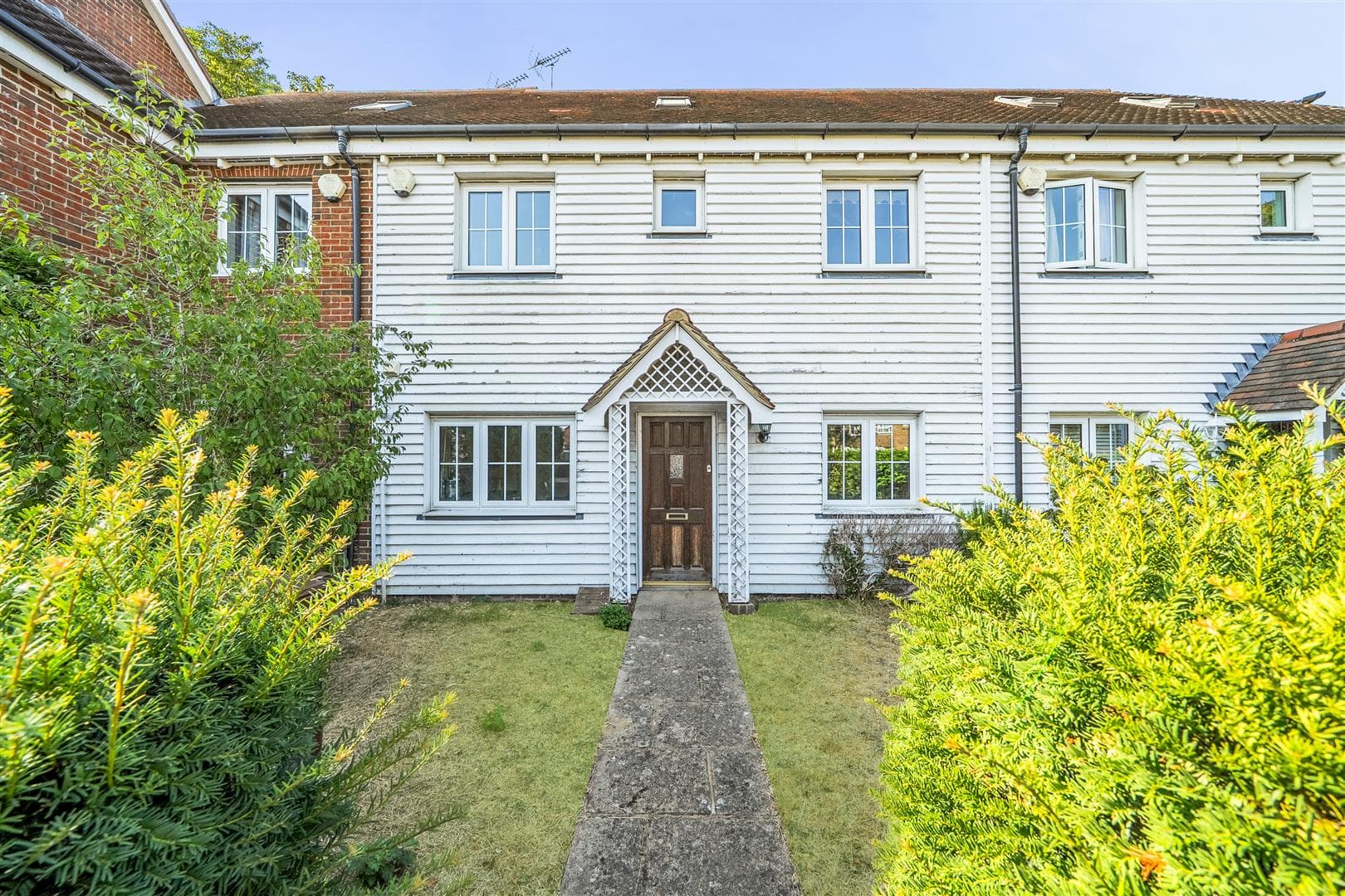 Lenham Road, Headcorn, Ashford, TN27 9TU