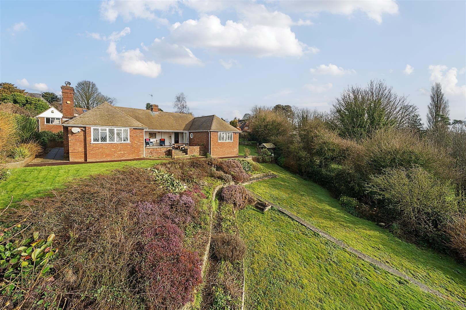 Chart Road, Sutton Valence, Maidstone, Kent, ME17 3AW