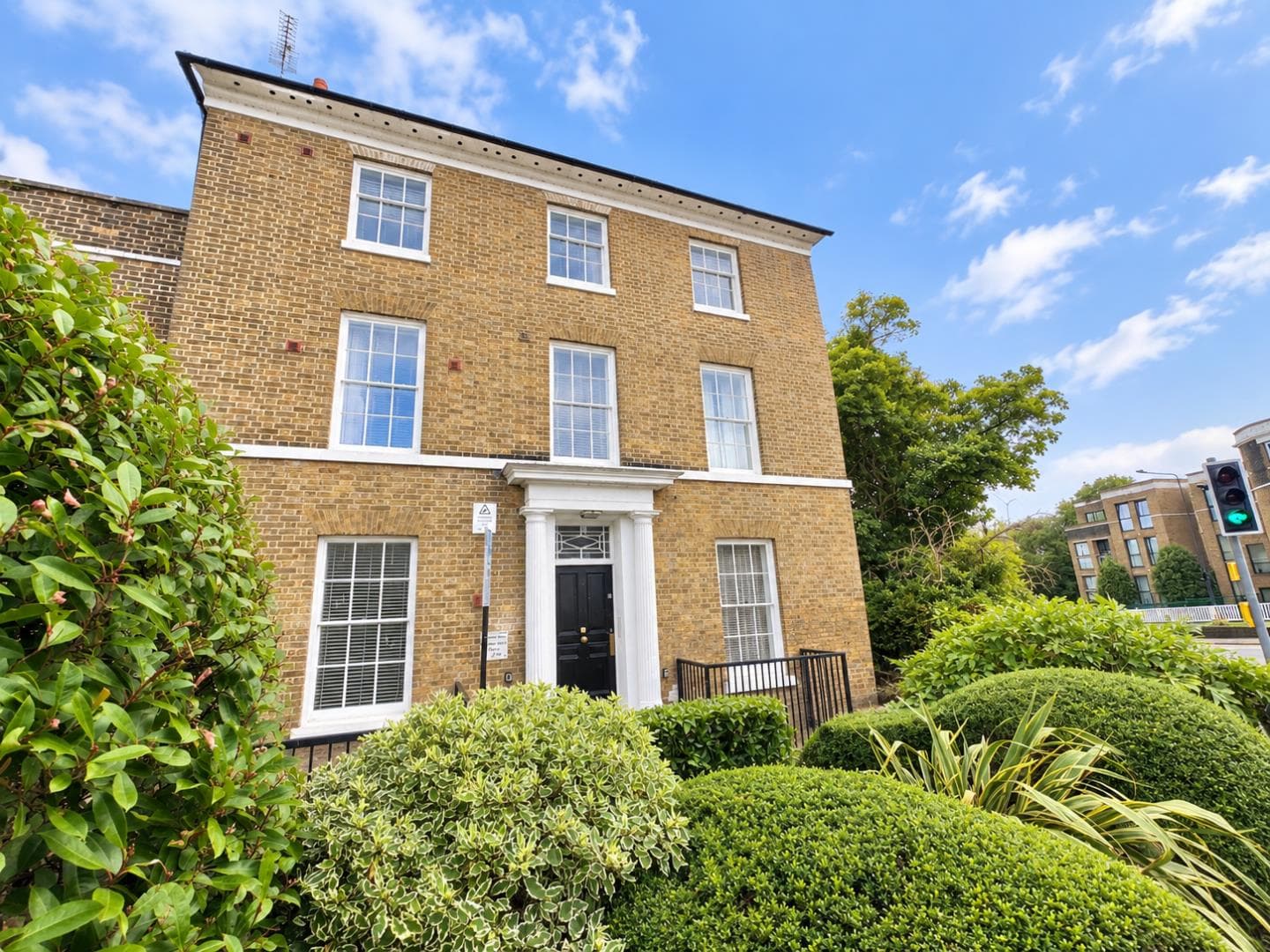 Ashford Road, Maidstone, Kent, ME14 5BH