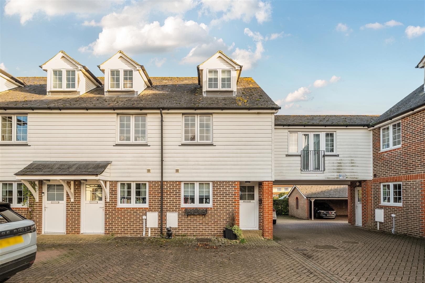 Sherway Close, Headcorn, TN27 9SQ