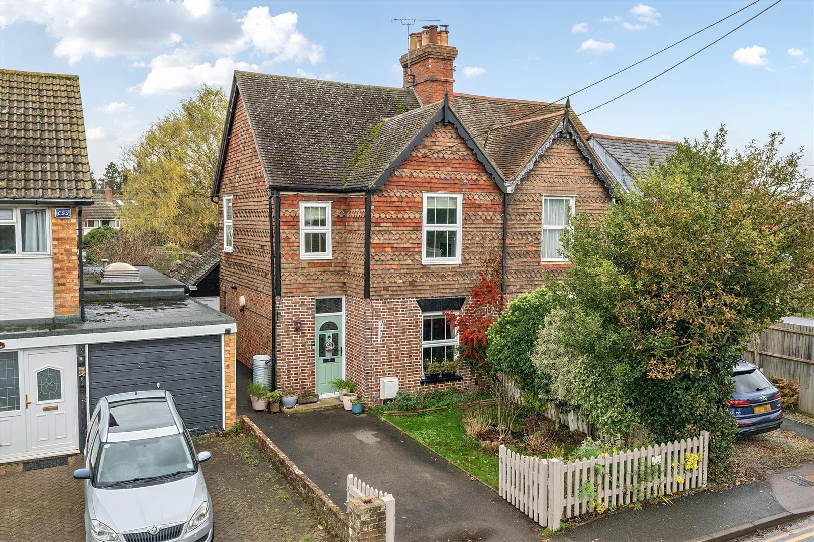 Kings Road, Headcorn, Ashford, Kent, TN27 9QP
