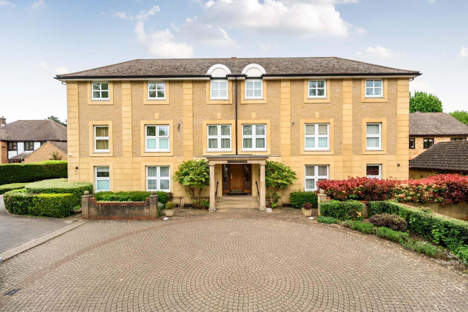 Ditton Place, Ditton, Aylesford, Kent, ME20 6XE