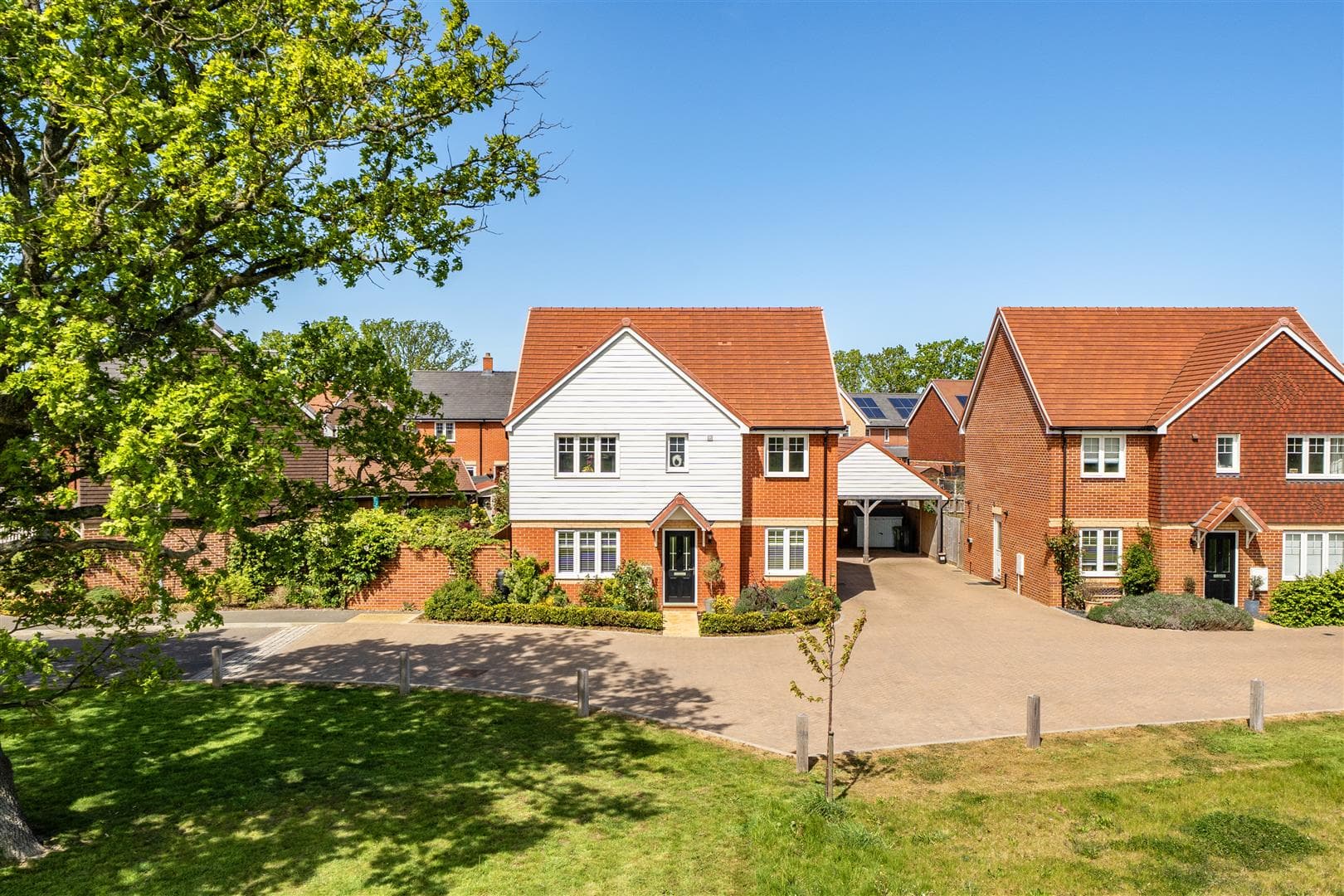 Sentinel Way, Headcorn, Ashford, TN27 9GE