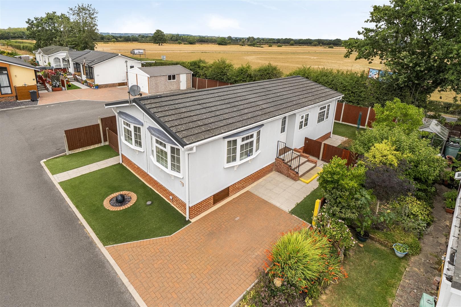 Bletchenden Road, Headcorn, Ashford, TN27 9JA