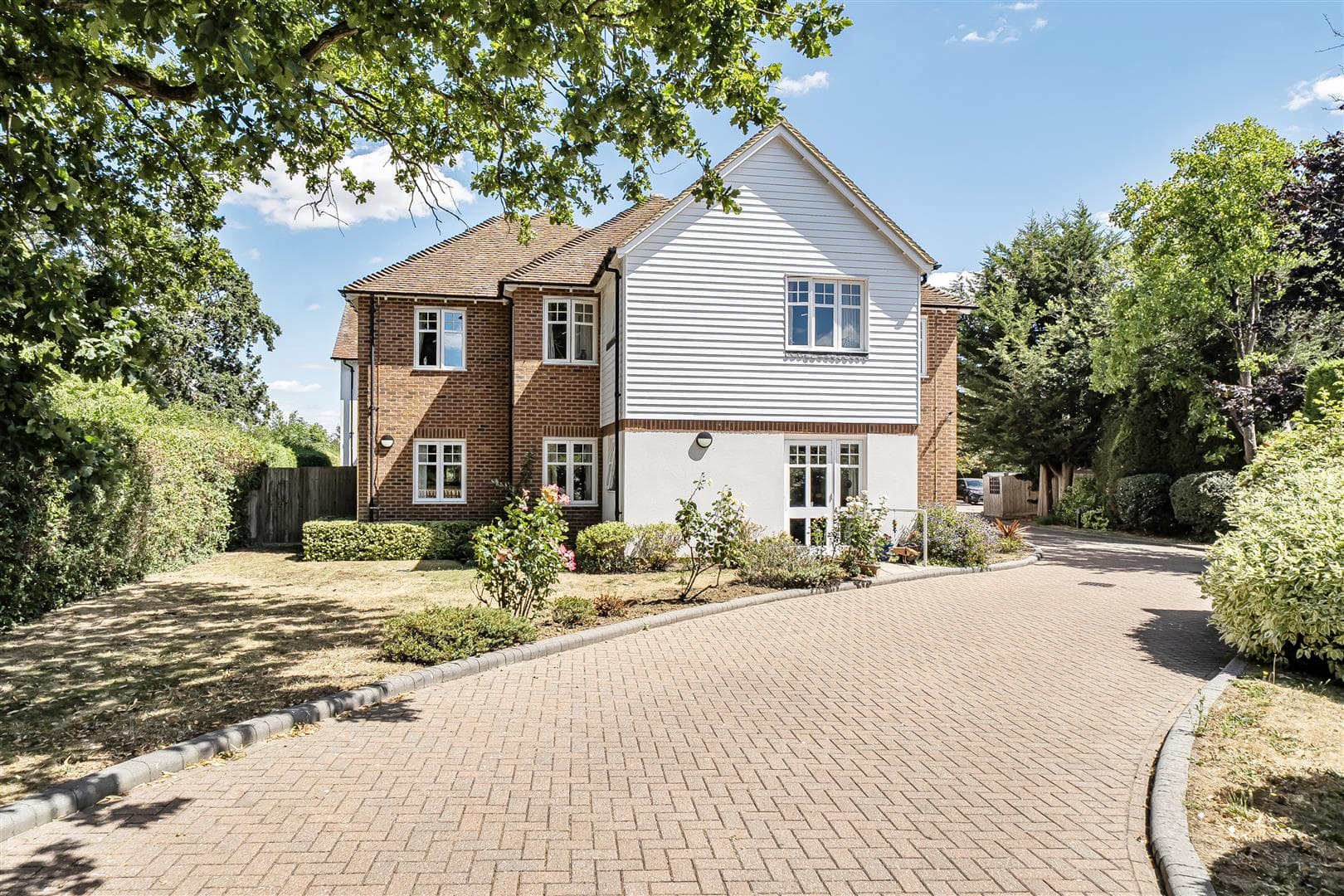 North Street, Headcorn, Ashford, TN27 9NN