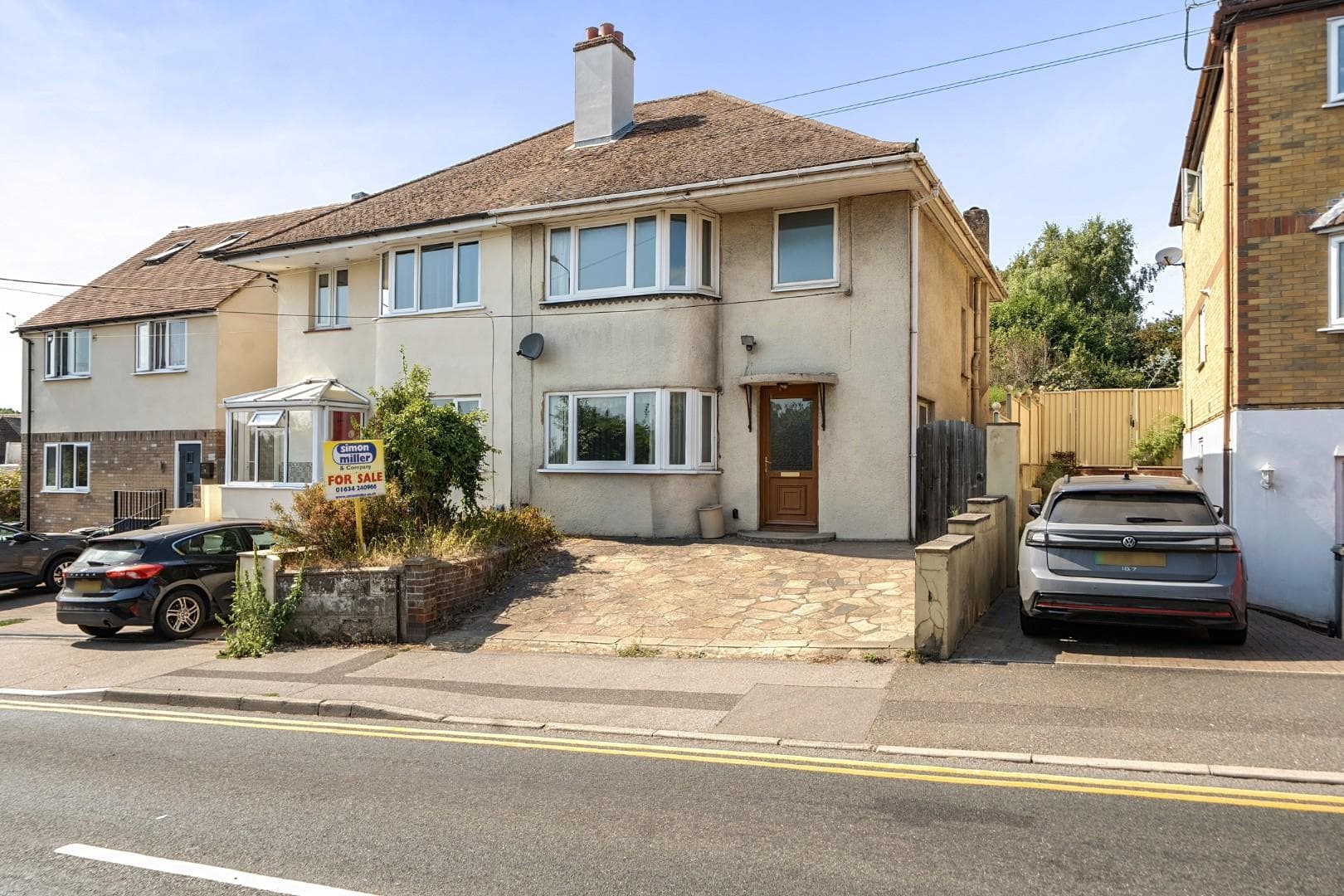 Malling Road, Snodland, Kent, ME6 5JJ