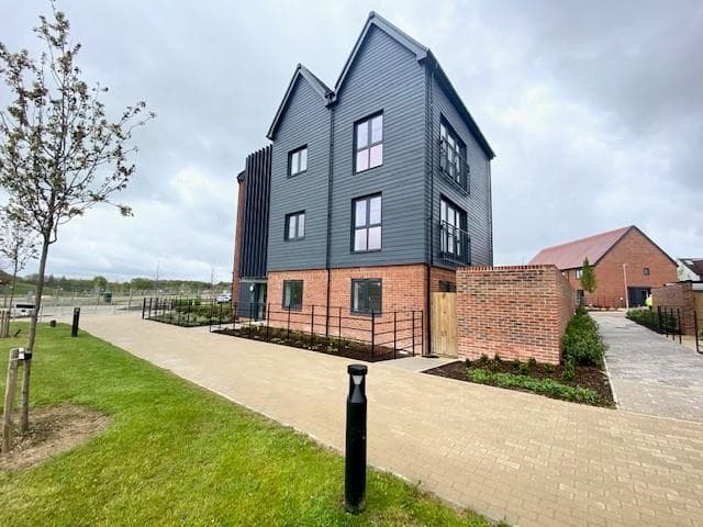 Limelight Walk, Kingshill, West Malling, Kent, ME19 4SY