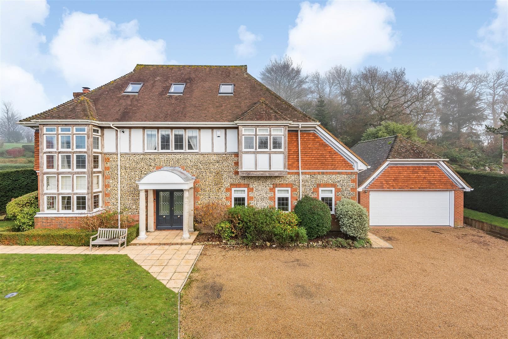 Highbourne Park, Lenham, Maidstone, Kent, ME17 2PE