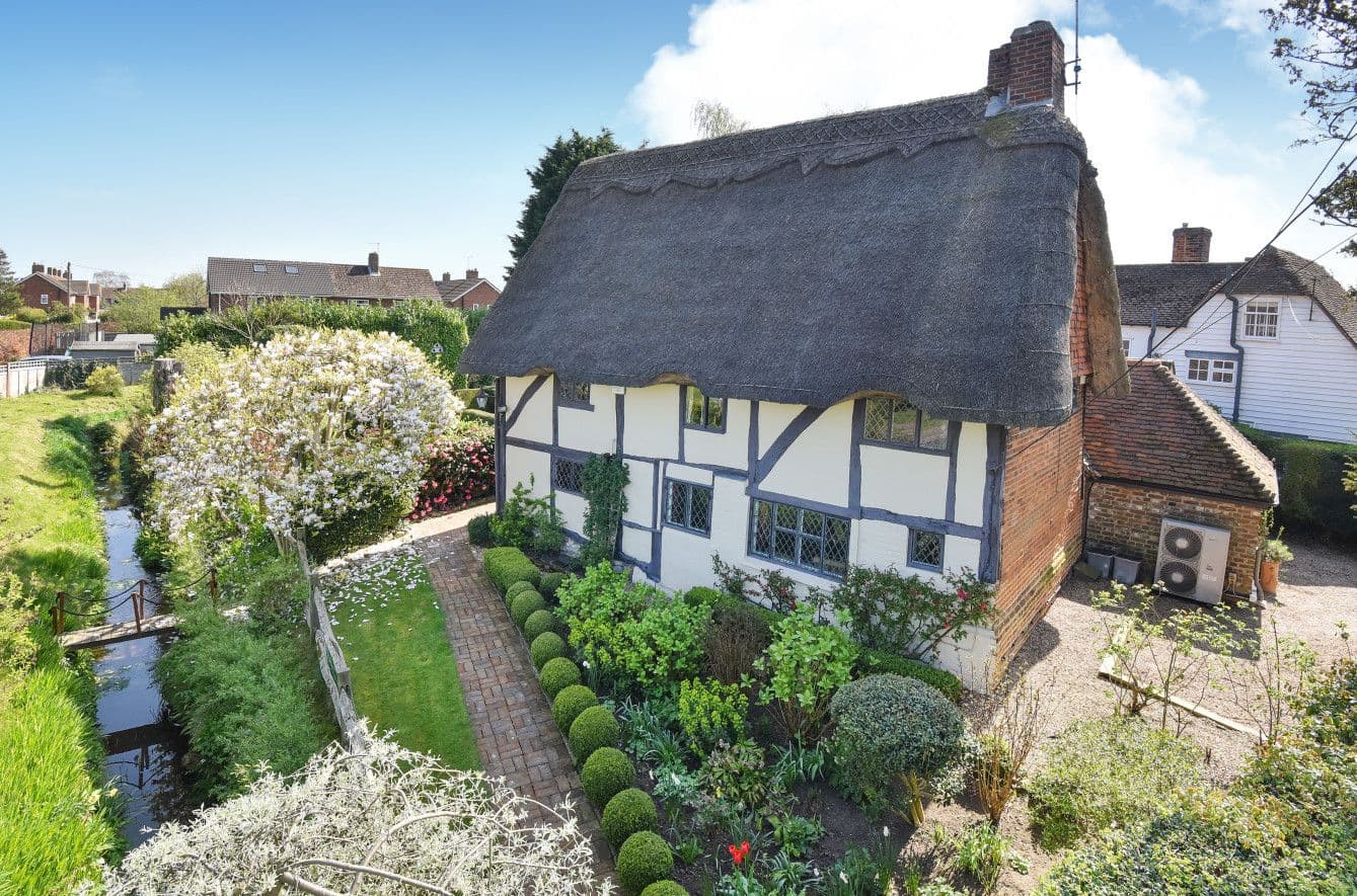 Period Homes by Simon Miller