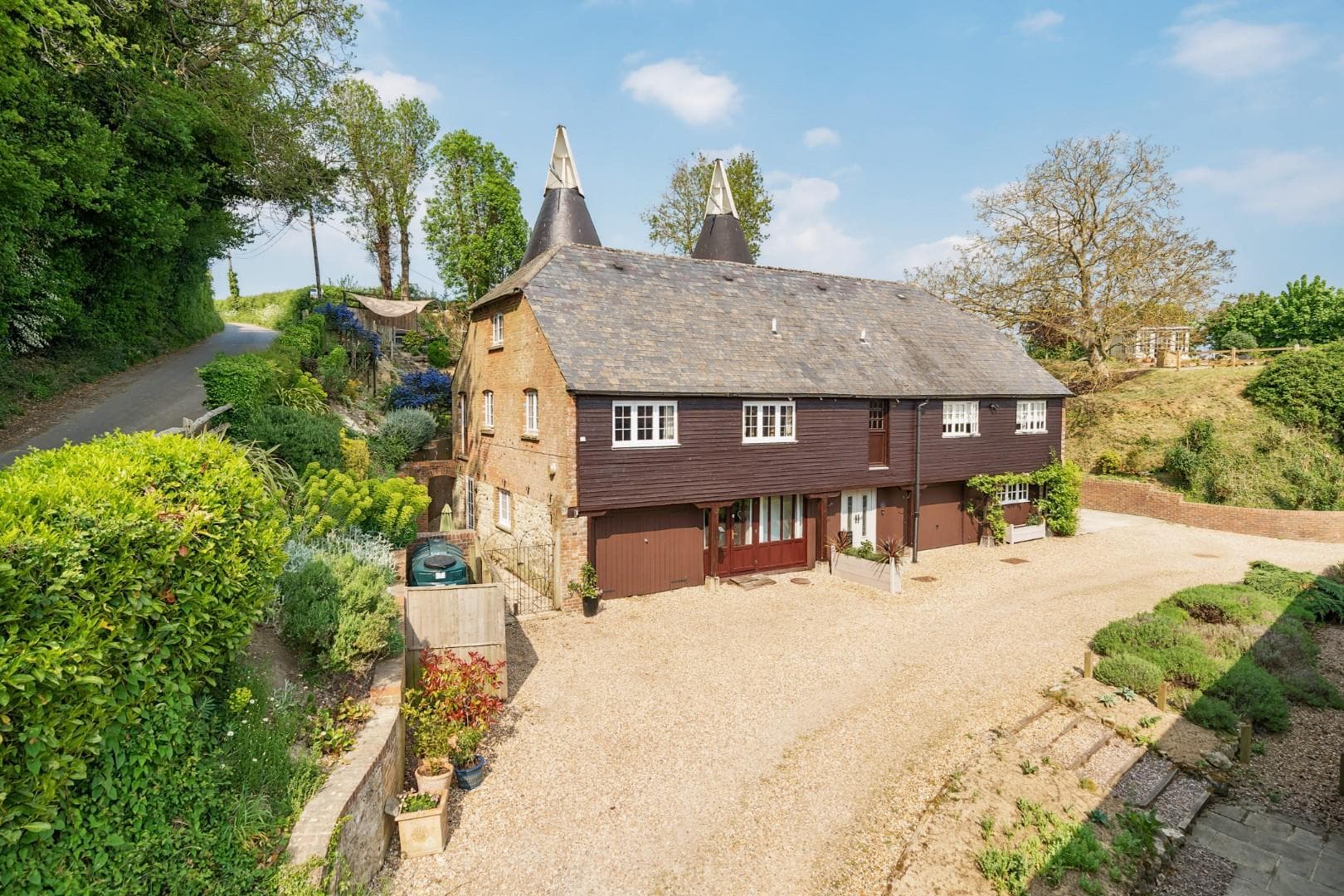 Boyton Court Road, Sutton Valence, Maidstone, Kent, ME17 3BY