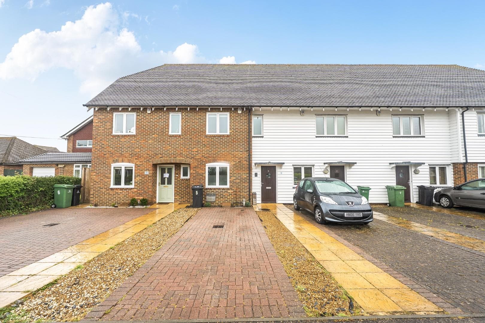 Tom Tree Cottages, Grigg Lane, Headcorn, TN27 9TL